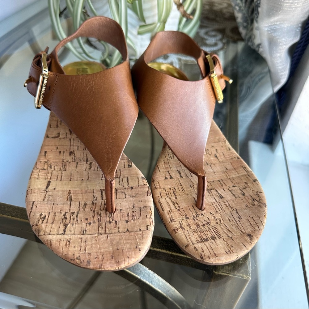 Michael Kors Leather top brand new sandals